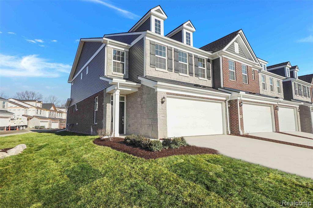348 Strawberry Drive - Photo 1