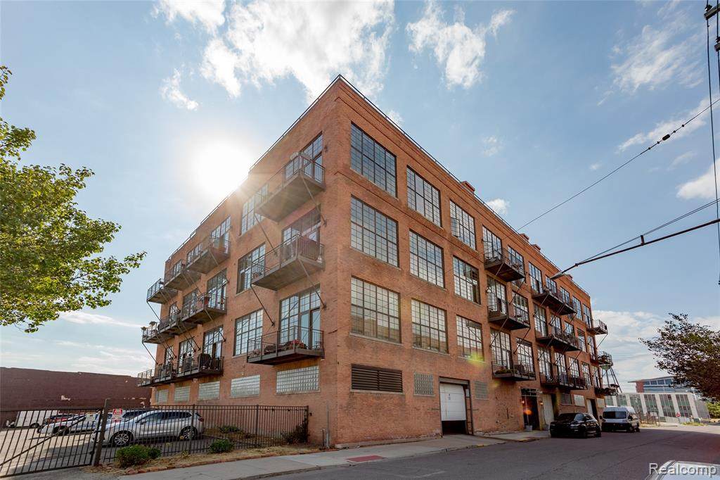 2003 Brooklyn Street - Photo 1