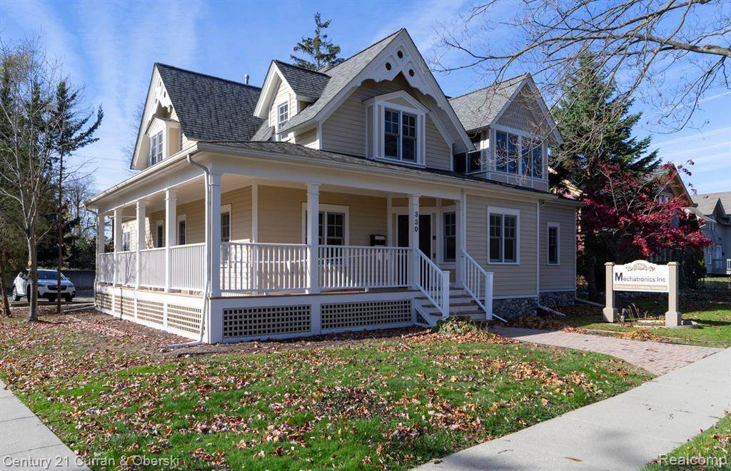 330 S. Main - Photo 1