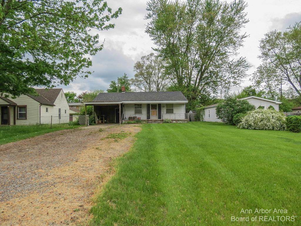 495 Grand Boulevard - Photo 1