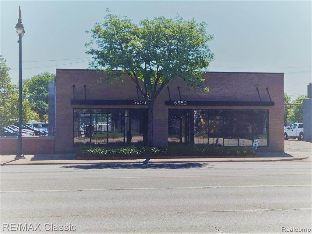 5652 Middlebelt Road - Photo 1