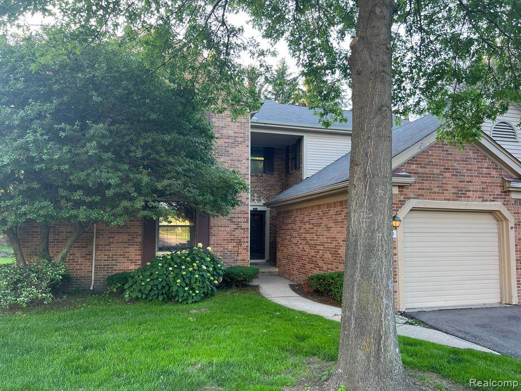 36981 Dartmoor Drive - Photo 1