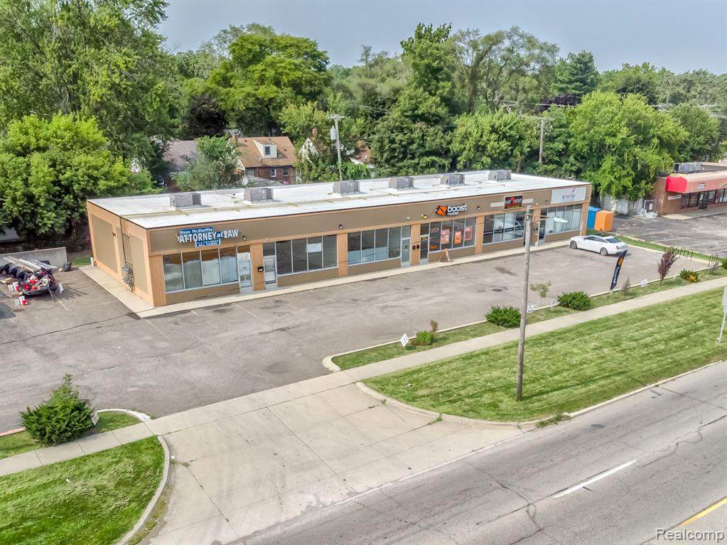 1086 Inkster Road - Photo 1