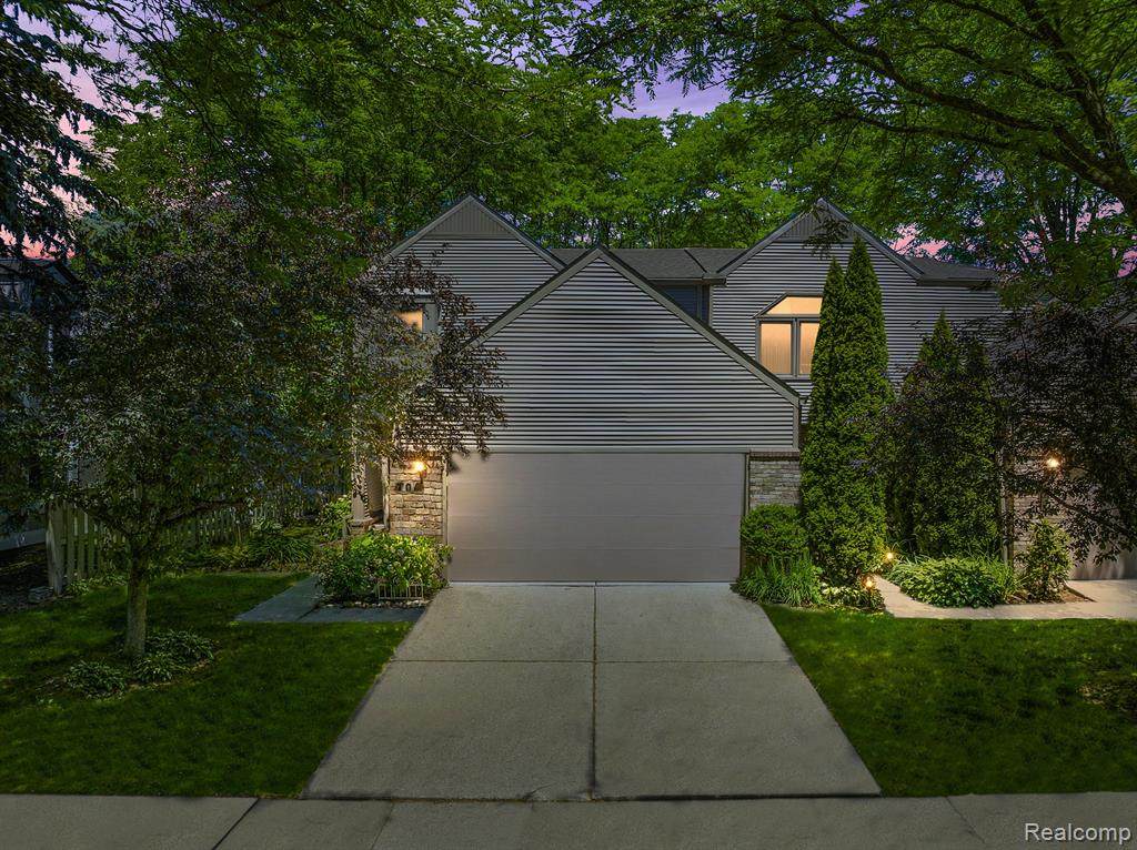701 Lincoln Street - Photo 1