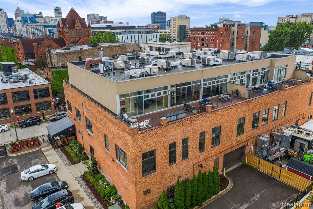 3100 Woodward Avenue - Photo 1