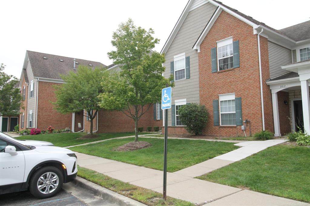 2220 Monarch - Photo 1