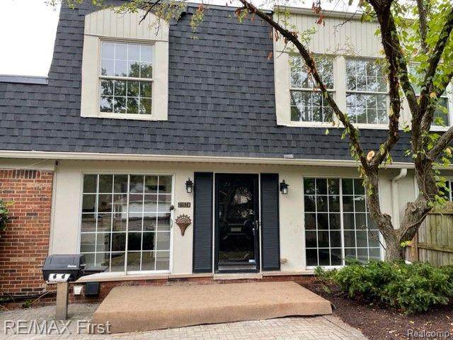 21924 Shore Pointe Lane - Photo 1