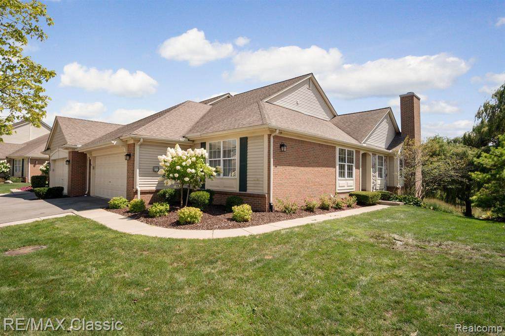 1881 Wentworth Drive - Photo 1