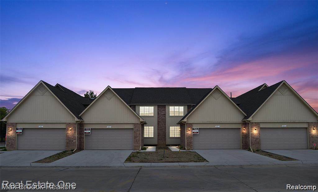 46706 Emerald Creek Drive - Photo 1