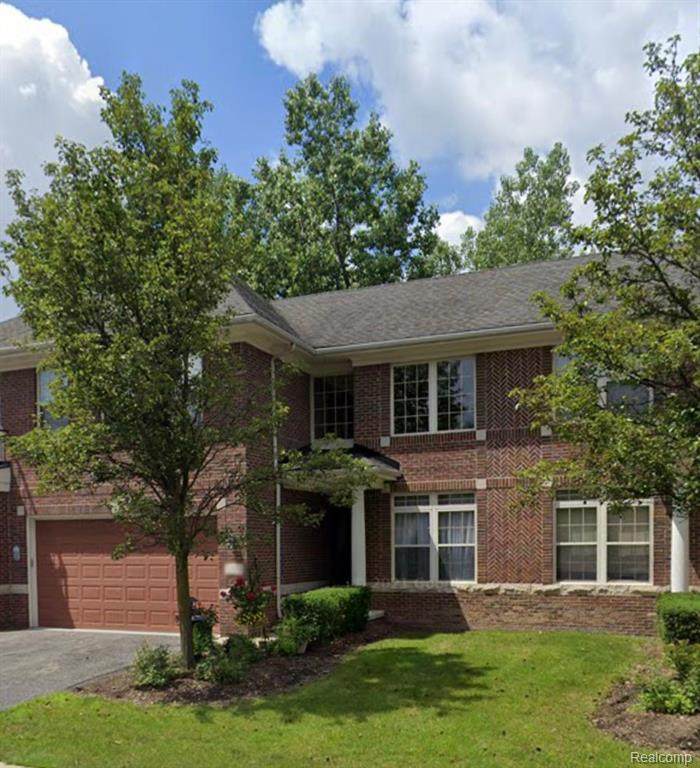 7230 Gateway Drive - Photo 1