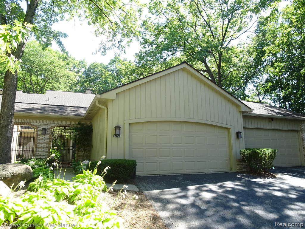 1224 Manorwood Circle - Photo 1