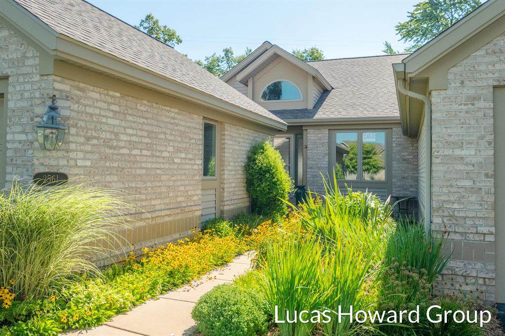 2561 Highridge Lane - Photo 1