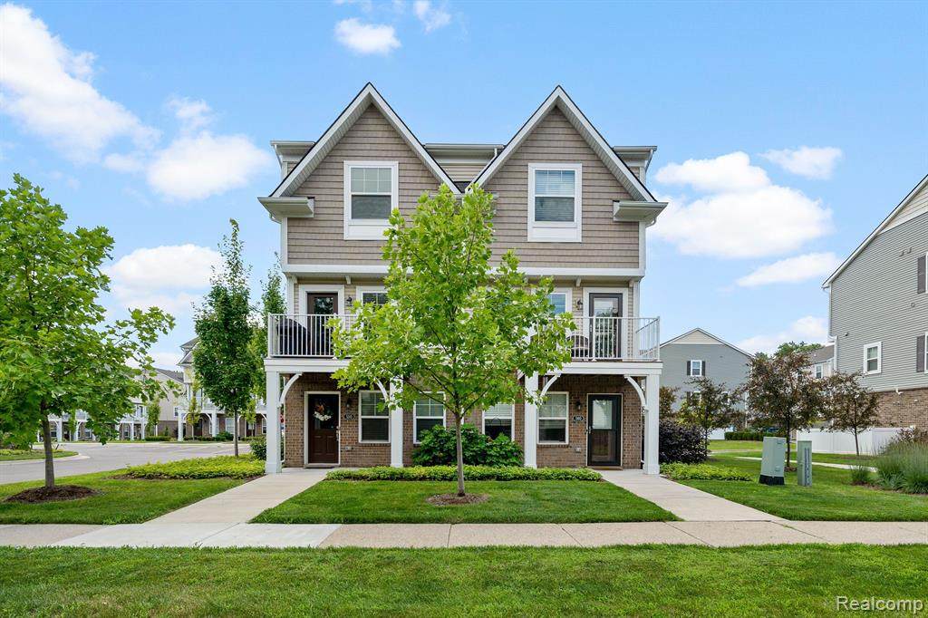 550 Parkdale Lane - Photo 1