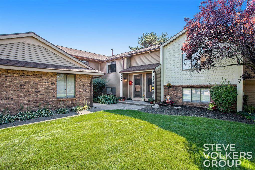 5069 Stauffer Avenue - Photo 1