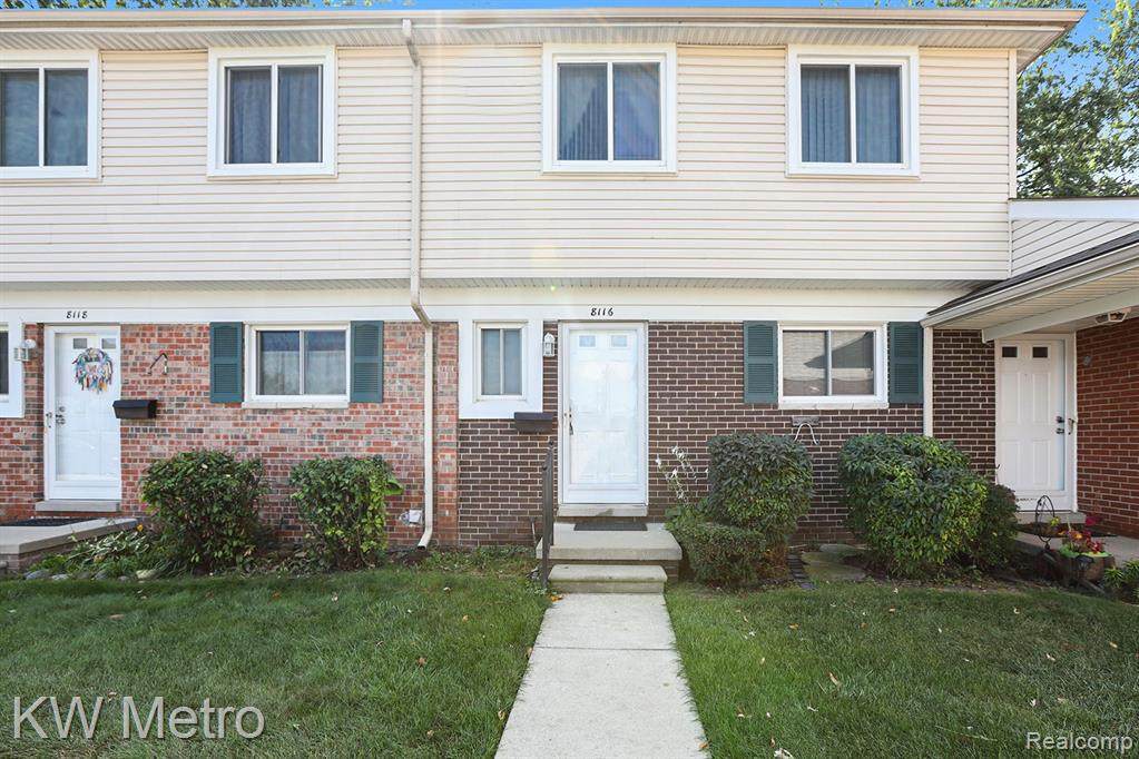 8116 Farnum - Photo 1