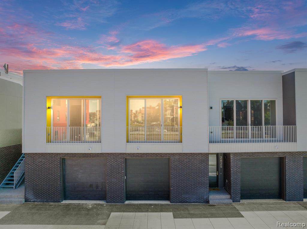 2823 Brush Street - Photo 1