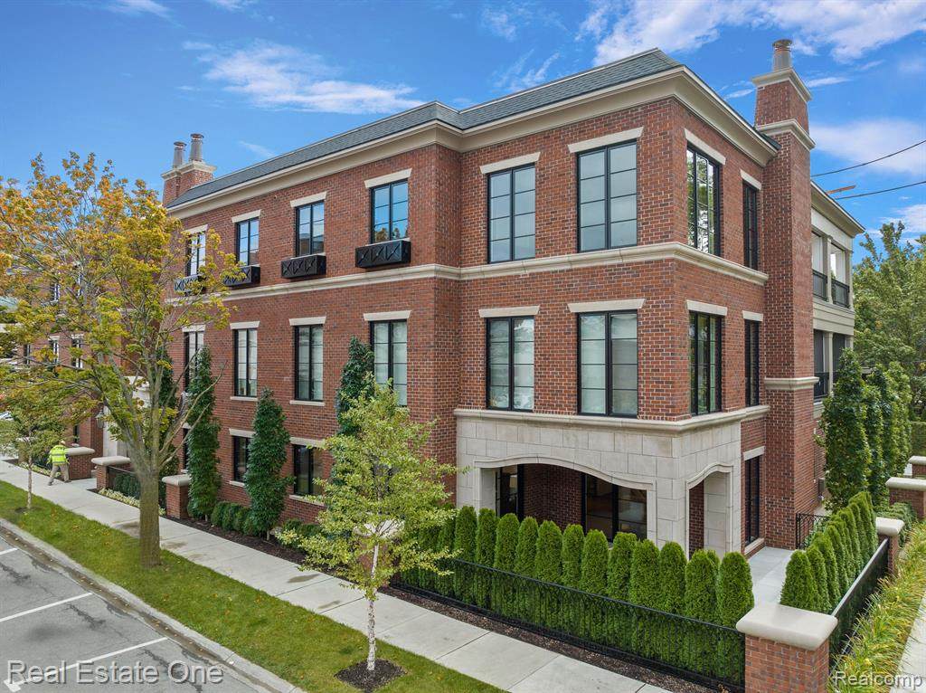 420 Frank Street - Photo 1