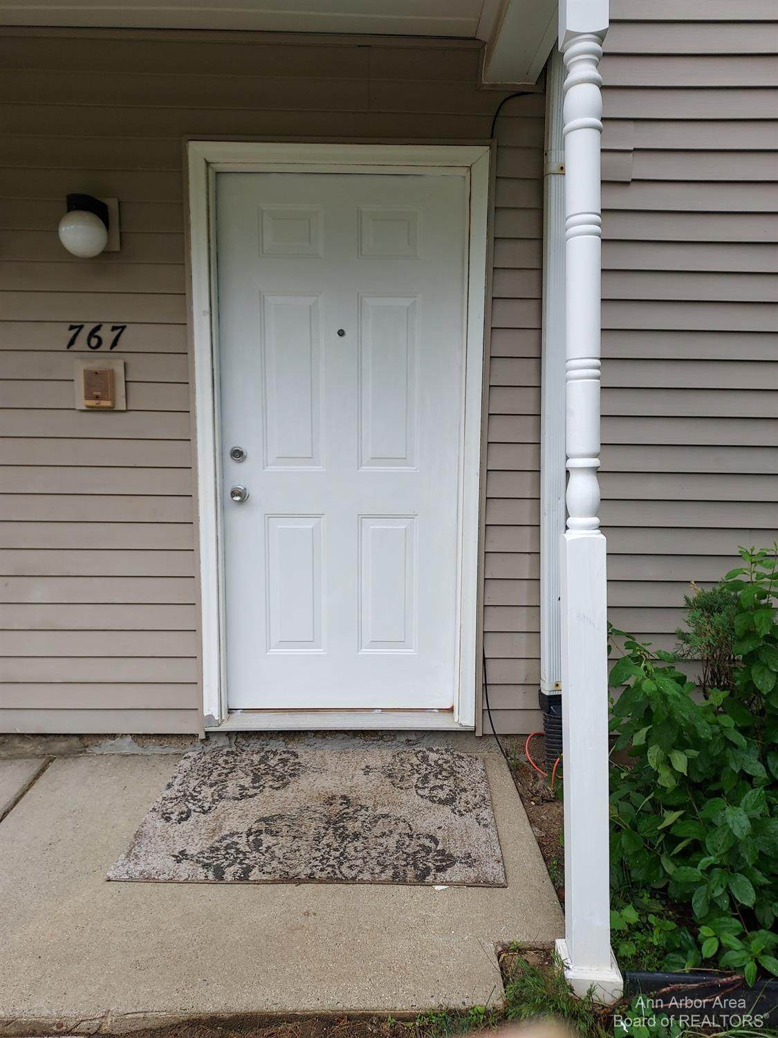767 Clubhouse Dr. - Photo 1