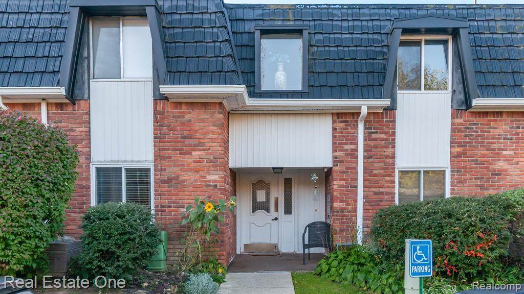 1872 Colonial Village Way - Photo 1