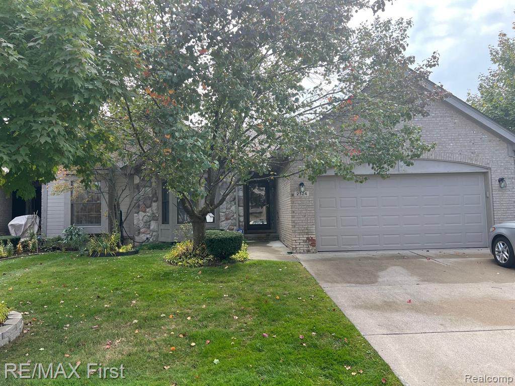 2324 Westmont Circle - Photo 1