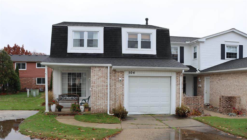 504 Dorset Circle - Photo 1