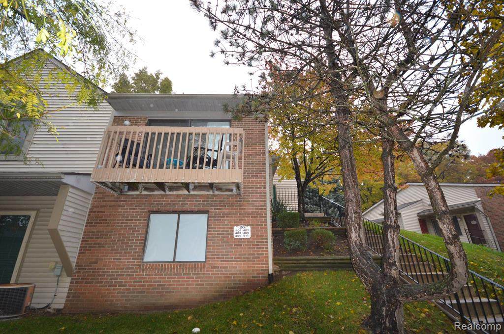 409 Water Tower Circle - Photo 1