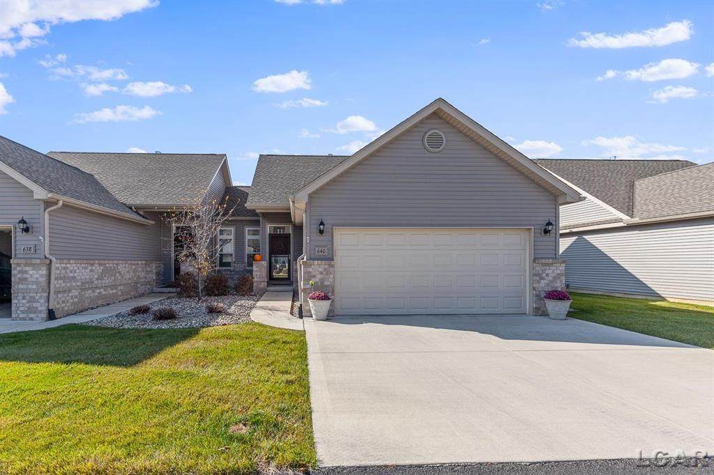 640 Ridge - Photo 1