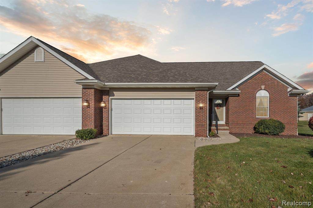 13304 Spruce - Photo 1