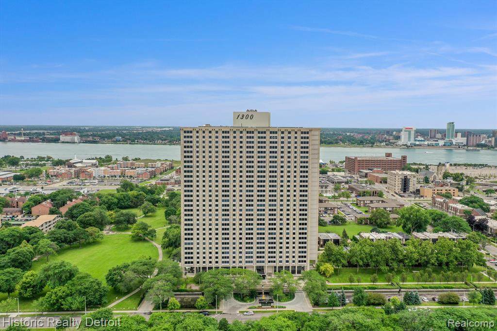 1300 Lafayette Street - Photo 1