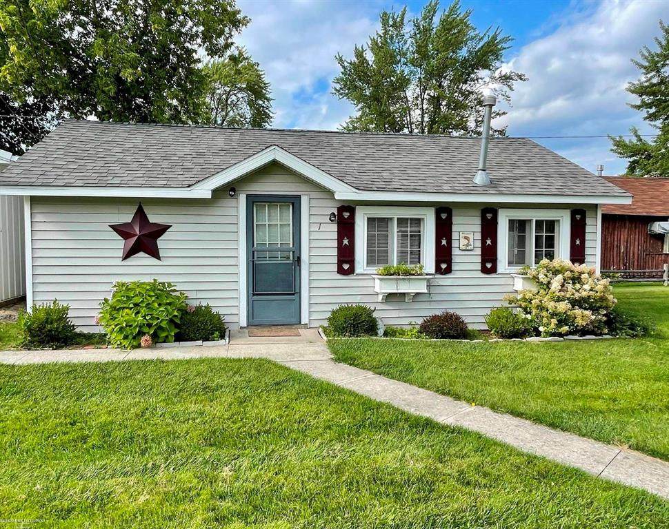 6366 W Houghton Lake Dr - Photo 1