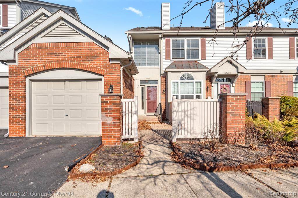 49439 Plymouth Way - Photo 1