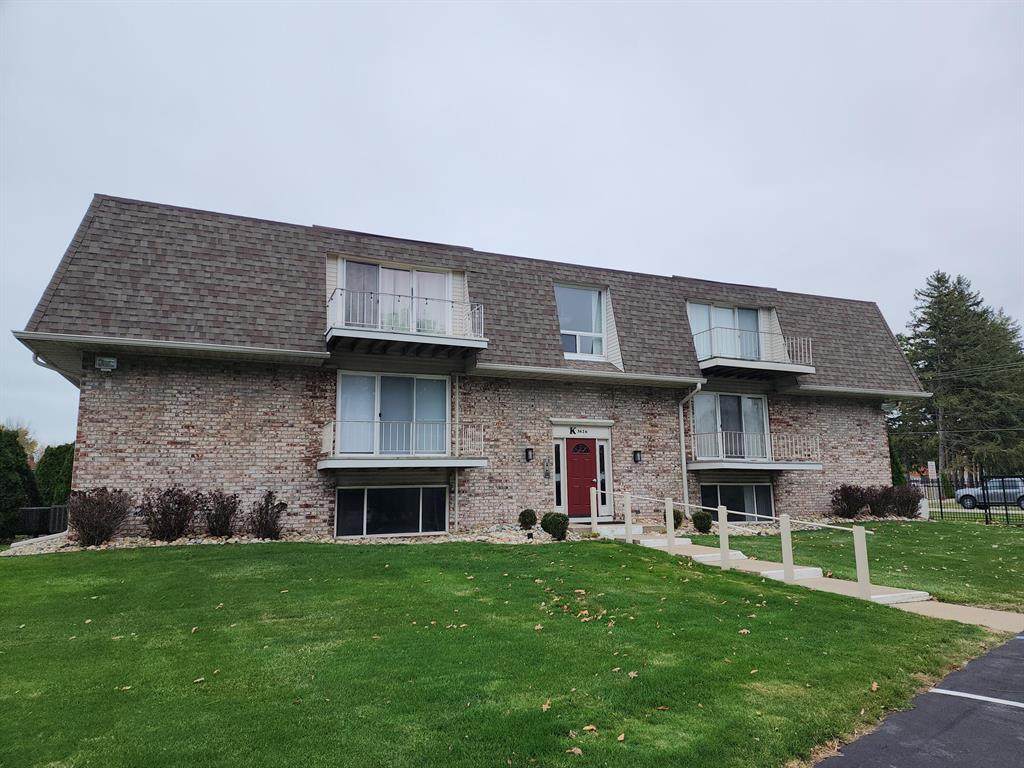 3626 Lakeshore Drive - Photo 1