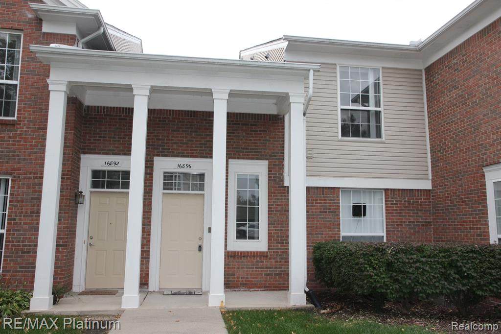 16896 Dover Drive - Photo 1