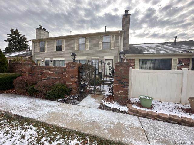 38931 Golfview Drive - Photo 1