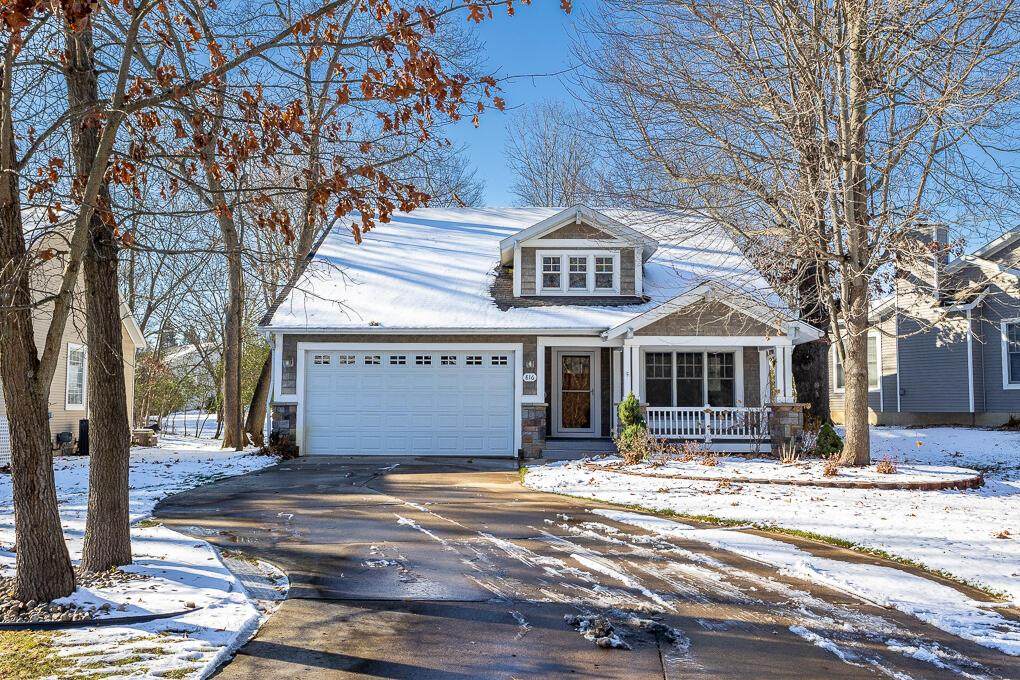 816 East Barrington Circle - Photo 1