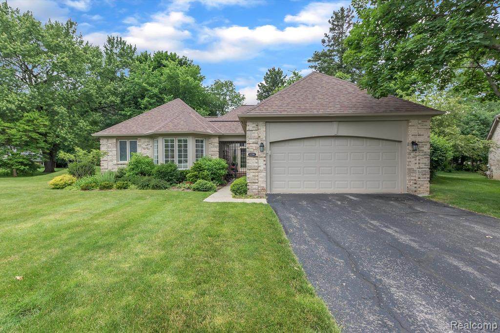 32288 Spruce Lane - Photo 1