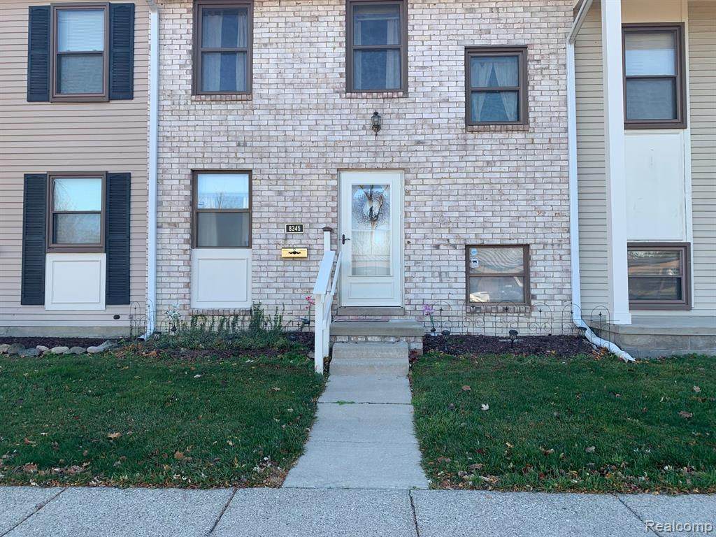 8345 Lakeview - Photo 1