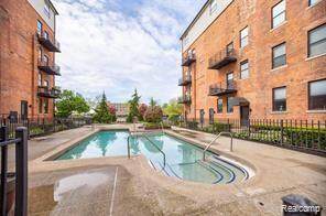6533 Jefferson Avenue - Photo 1