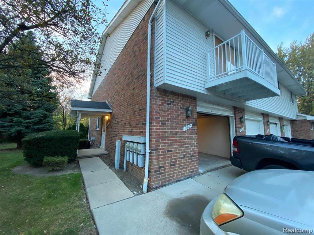 42029 Toddmark Lane - Photo 1