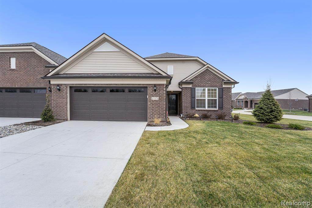 21173 Lilac Lane - Photo 1