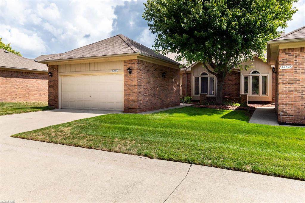 34554 Maple Lane Drive - Photo 1