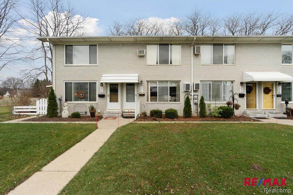 6012 Alan Drive - Photo 1