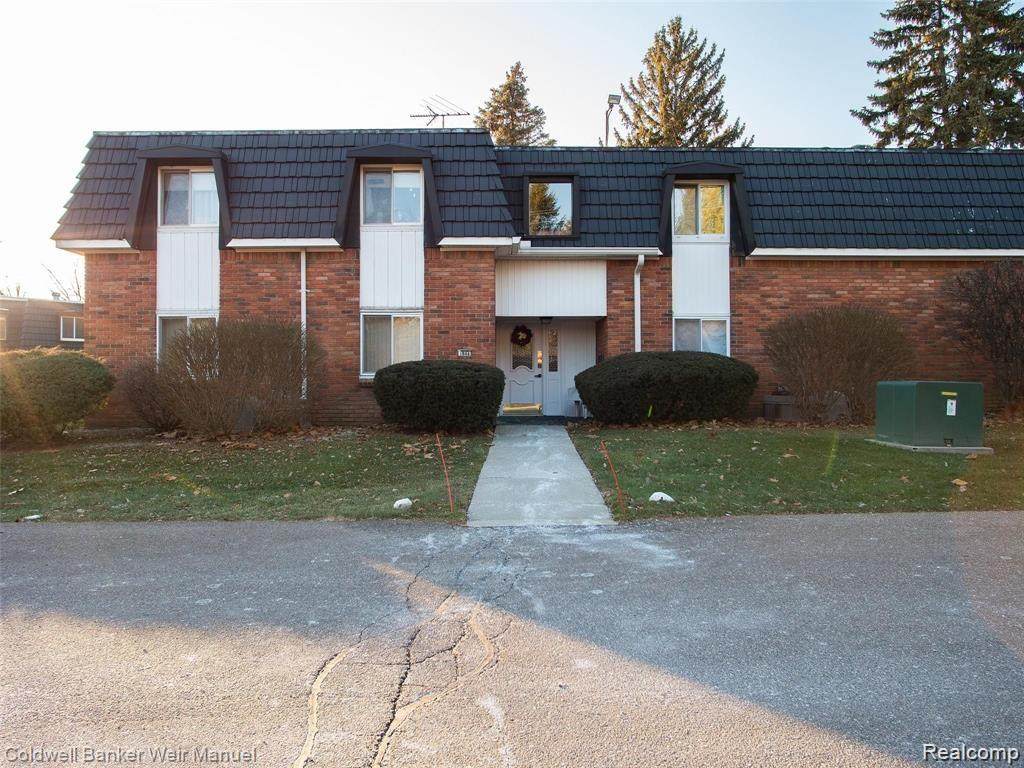 1844 Colonial Village Way - Photo 1