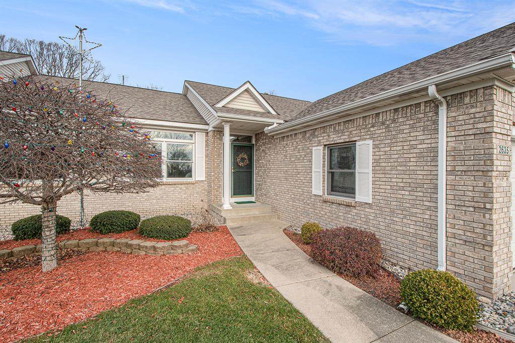 2635 Cedar Grove - Photo 1