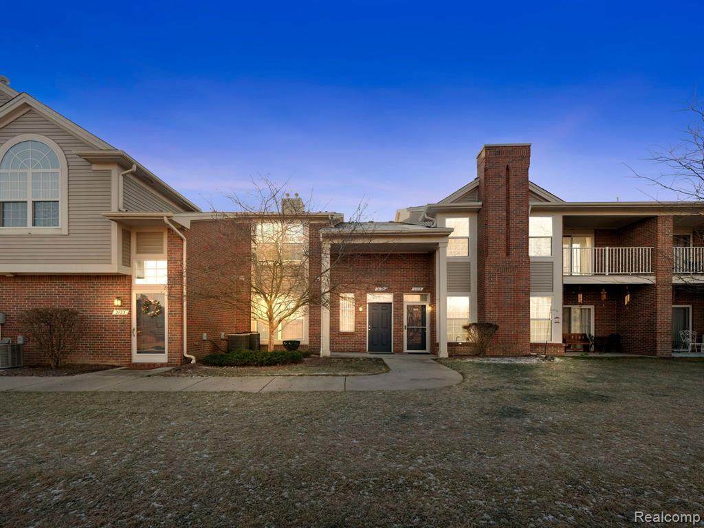 2111 Leighton Drive - Photo 1