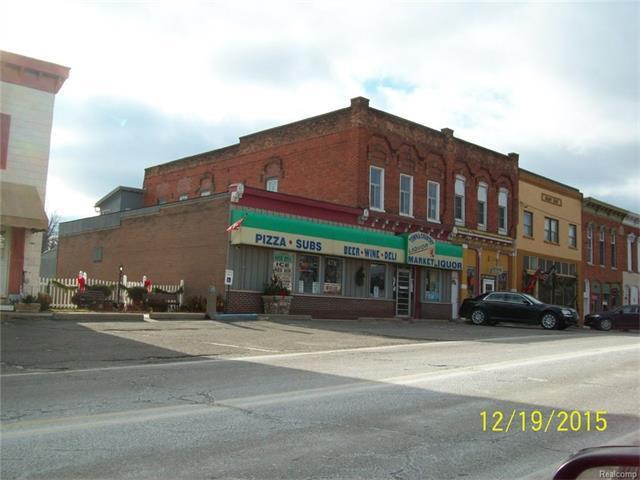 643 Broadway - Photo 1