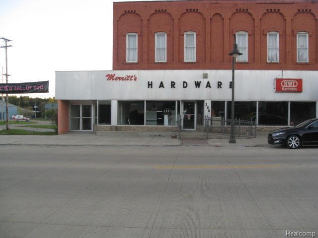 150 Main - Photo 1