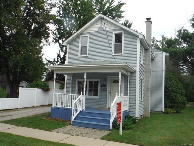 35335 Monroe Street - Photo 1