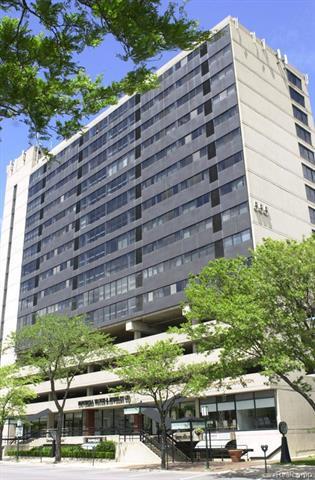 555 Old Woodward - Photo 1