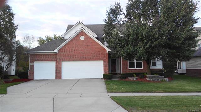 30736 Upland Dr - Photo 1